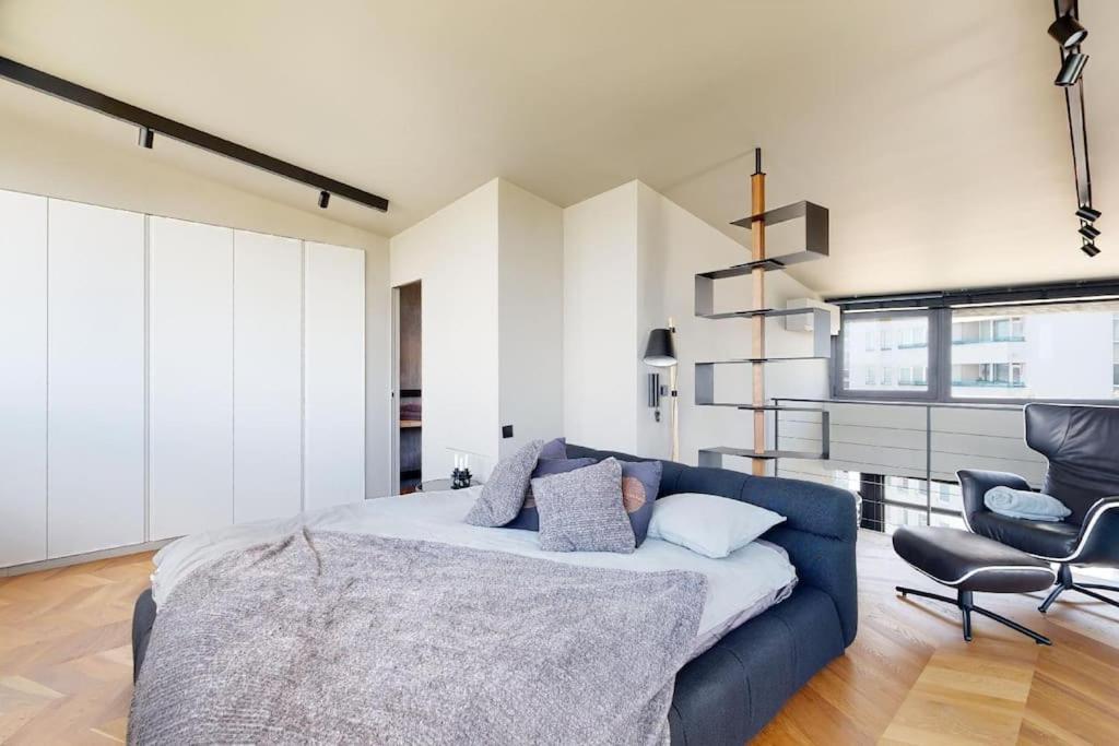 Stylovy Loft S Ohromnou Terasou Apartment Bratislava Ngoại thất bức ảnh