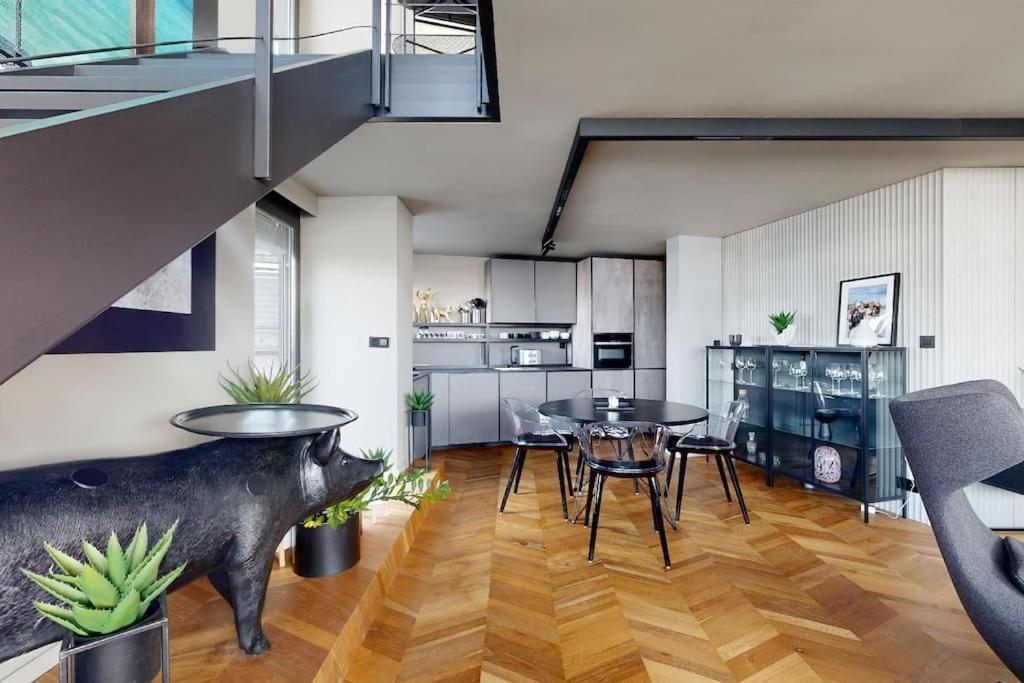 Stylovy Loft S Ohromnou Terasou Apartment Bratislava Ngoại thất bức ảnh